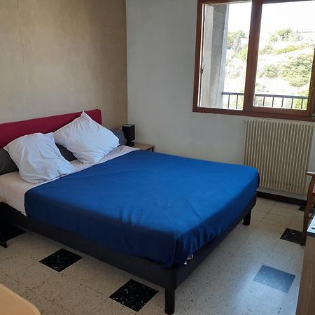 Chambre B2 Dans Un Appartement En Colocation Marseille Rom bilde