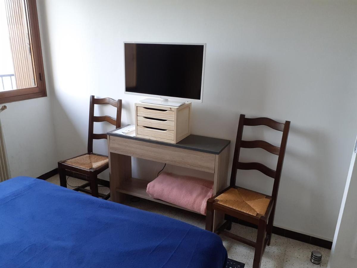 Chambre B2 Dans Un Appartement En Colocation Marseille Eksteriør bilde